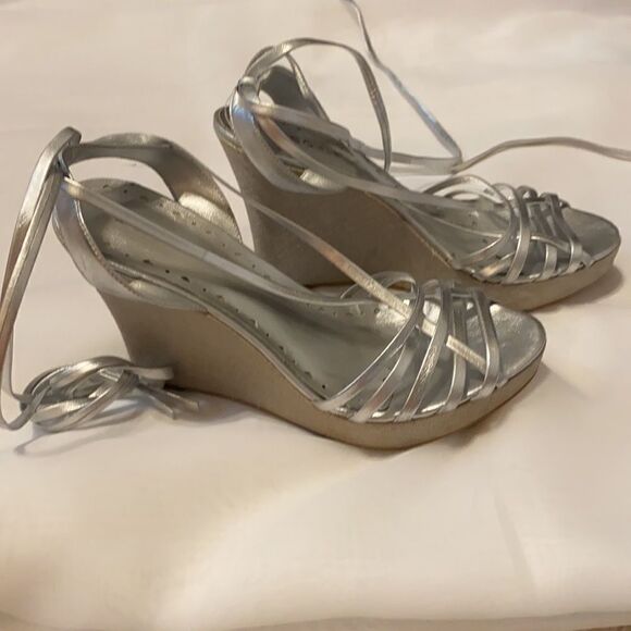 BCBGirls Silver Wedge Shoes 4.5 heels - Picture 2 of 9